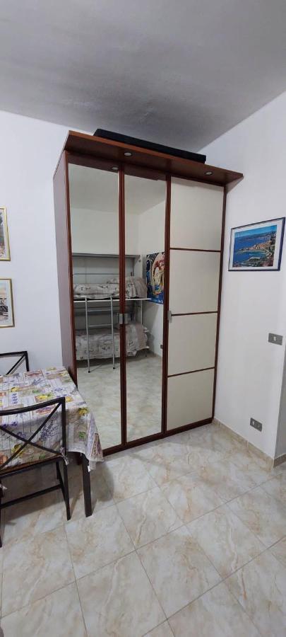 Ampio Monolocale Con Terrazzo - A 2 Passi Dal Mare Daire Latte Dış mekan fotoğraf