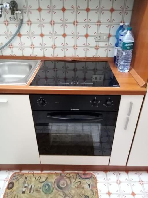 Ampio Monolocale Con Terrazzo - A 2 Passi Dal Mare Daire Latte Dış mekan fotoğraf